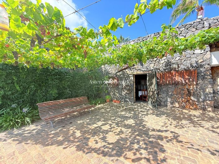 Image No.19-2 Bed Villa for sale