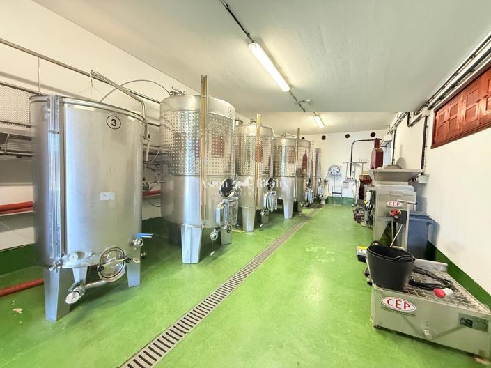 Image No.22-2 Bed Villa for sale