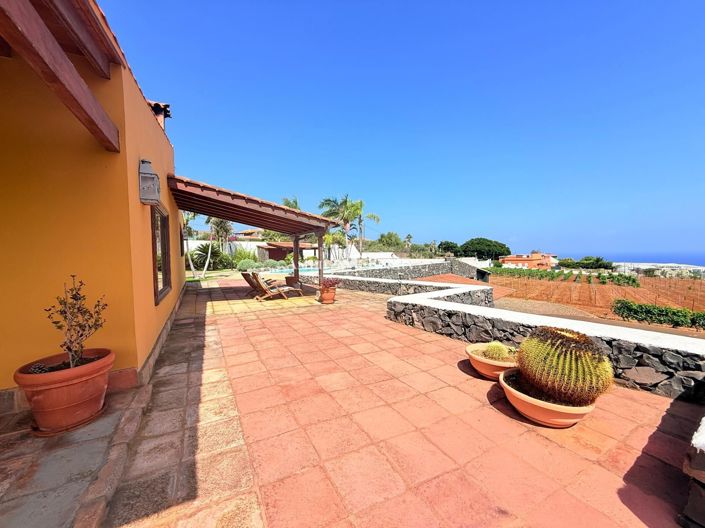 Image No.4-2 Bed Villa for sale