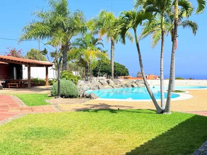 Image No.6-2 Bed Villa for sale