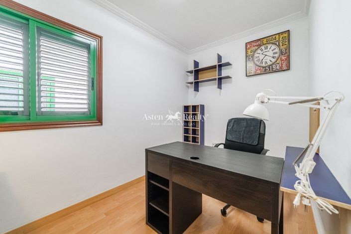 Image No.17-3 Bed Penthouse for sale