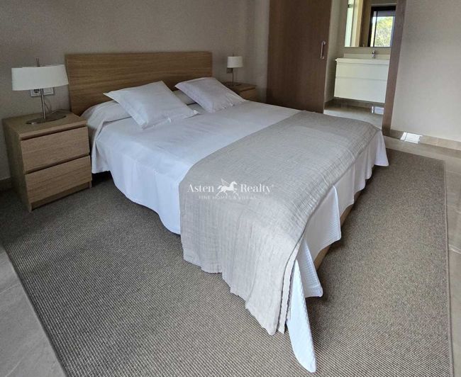 Image No.5-3 Bed Penthouse for sale