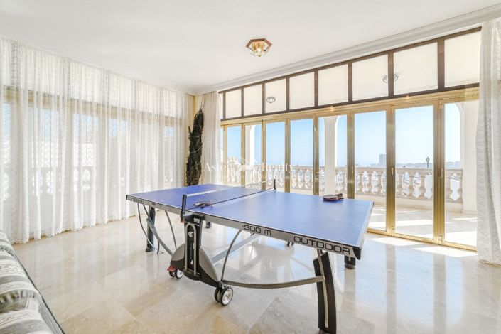 Image No.19-8 Bed Villa for sale