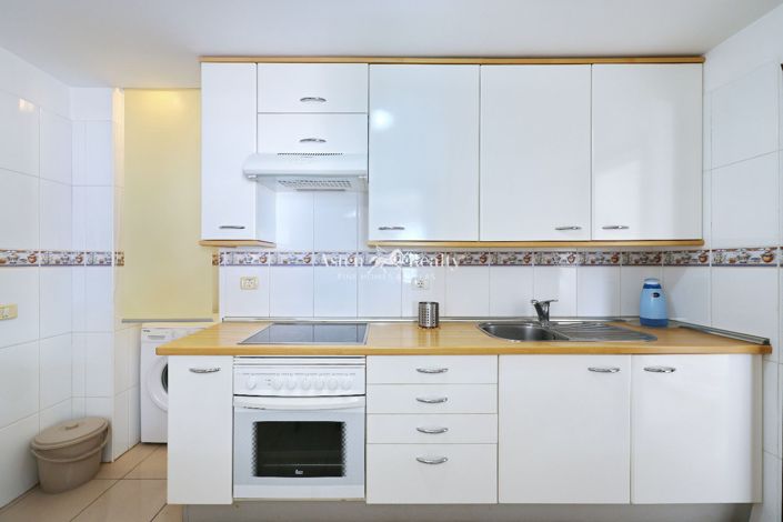 Image No.9-1 Bed Flat for sale