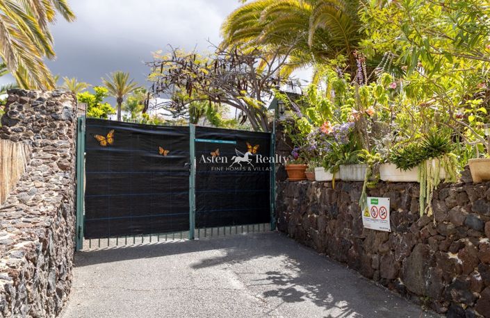 Image No.22-27 Bed Property for sale