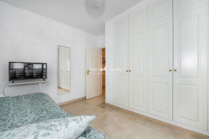 Image No.12-2 Bed Flat for sale