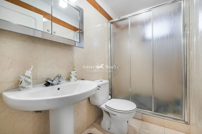 Image No.14-2 Bed Flat for sale