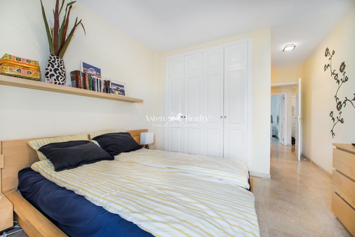 Image No.16-2 Bed Flat for sale