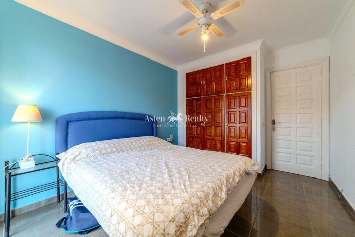 Image No.10-2 Bed Flat for sale