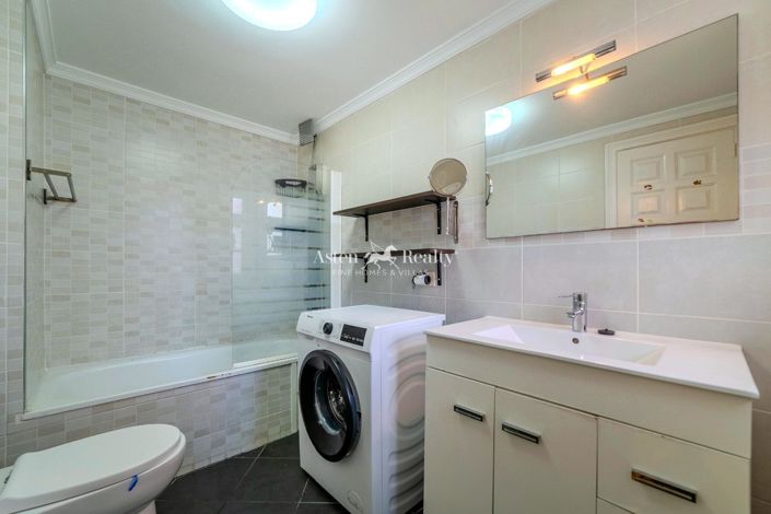 Image No.9-2 Bed Flat for sale