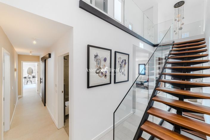 Image No.11-4 Bed Villa for sale