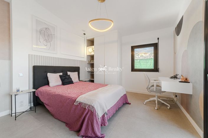 Image No.17-4 Bed Villa for sale