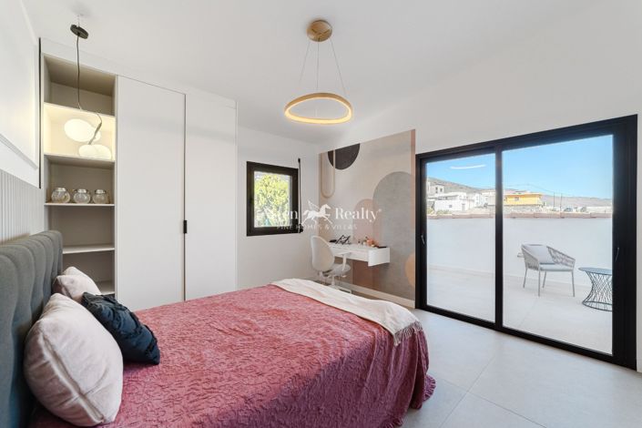 Image No.19-4 Bed Villa for sale