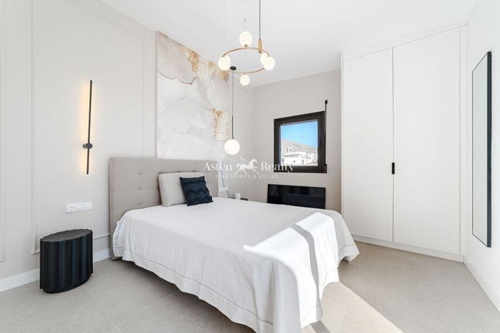 Image No.21-4 Bed Villa for sale