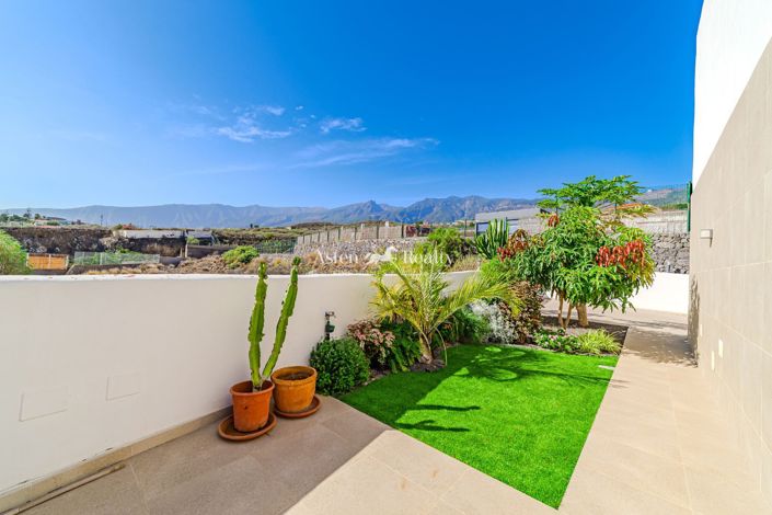 Image No.32-4 Bed Villa for sale