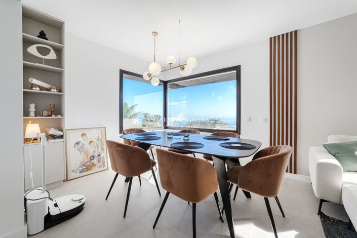 Image No.5-4 Bed Villa for sale