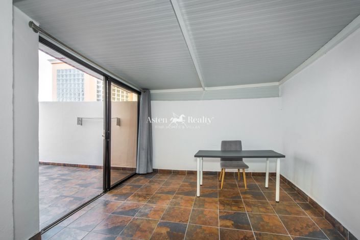 Image No.11-2 Bed House for sale