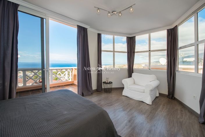 Image No.13-2 Bed House for sale