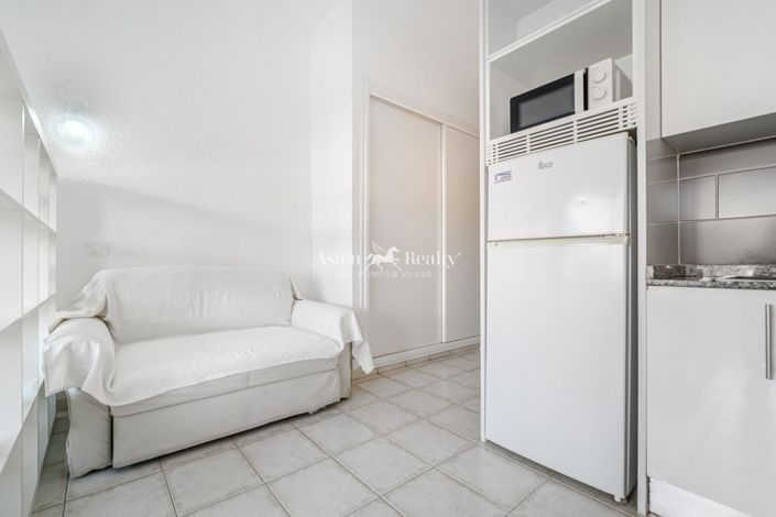 Image No.8-Studio for sale