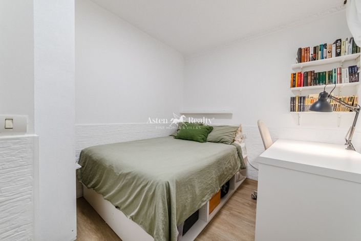 Image No.11-3 Bed Apartment for sale