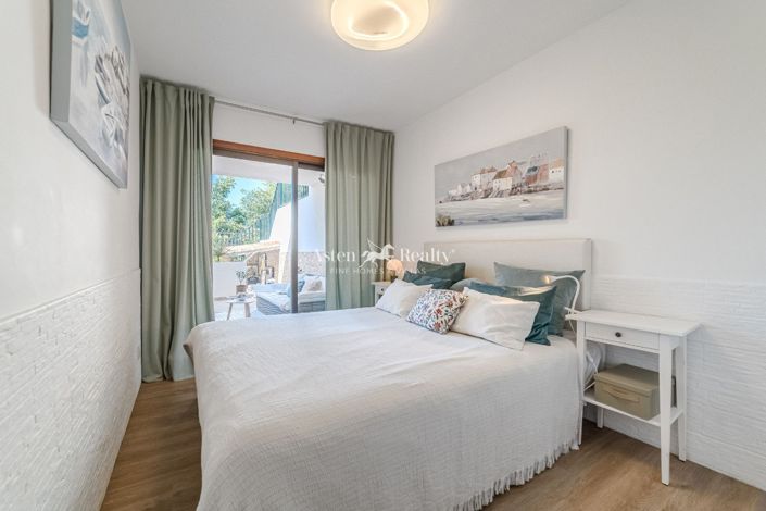 Image No.15-3 Bed Apartment for sale