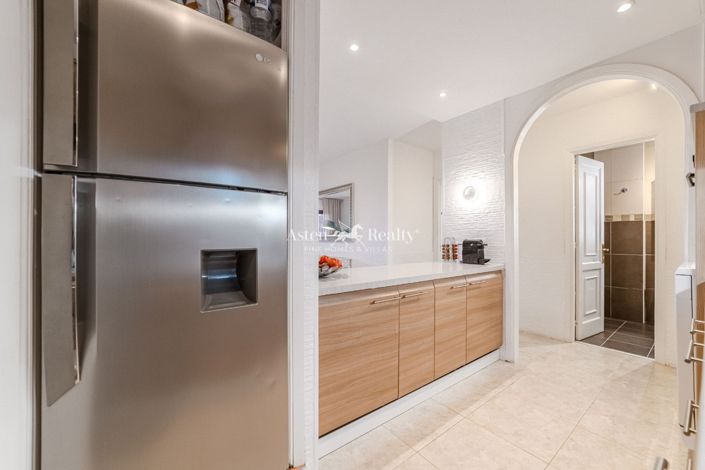 Image No.17-3 Bed Apartment for sale