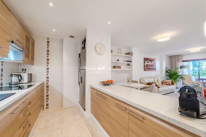 Image No.19-3 Bed Apartment for sale