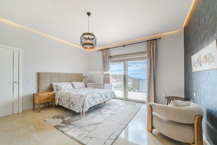 Image No.13-5 Bed Villa for sale