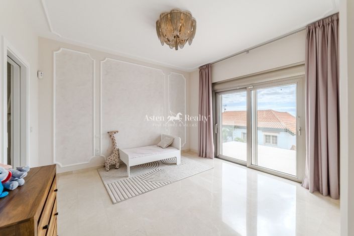 Image No.22-5 Bed Villa for sale