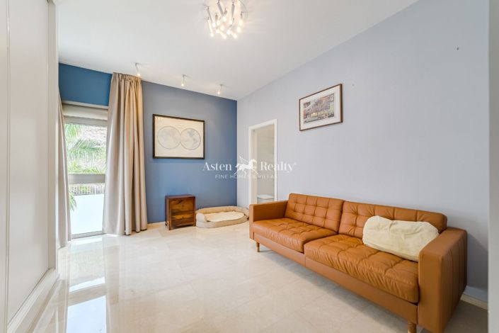 Image No.25-5 Bed Villa for sale