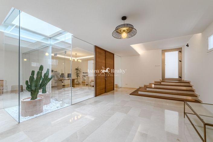 Image No.32-5 Bed Villa for sale