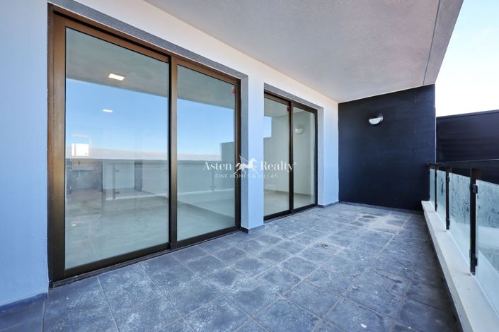 Image No.12-2 Bed Apartment for sale