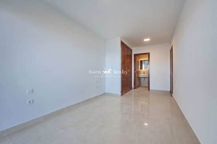 Image No.16-2 Bed Apartment for sale