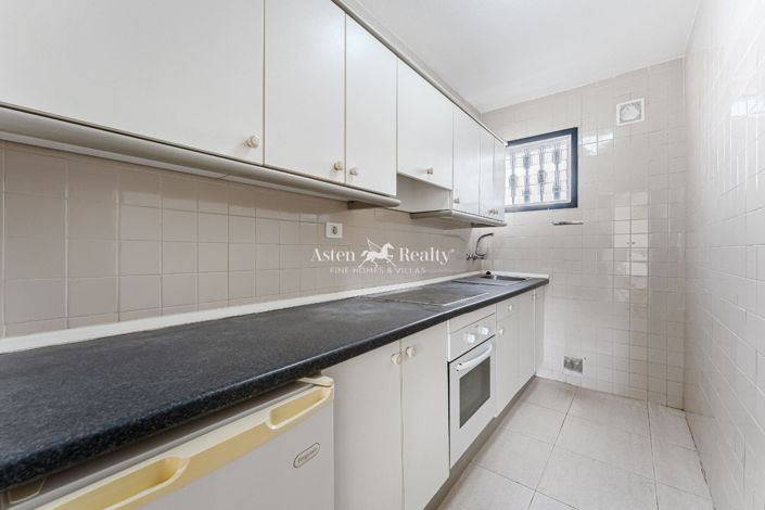 Image No.11-1 Bed Studio for sale