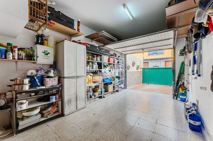 Image No.22-3 Bed House for sale