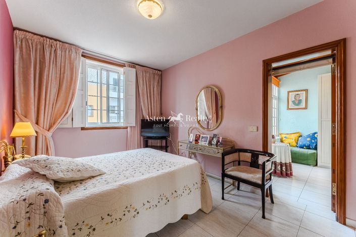 Image No.3-3 Bed House for sale