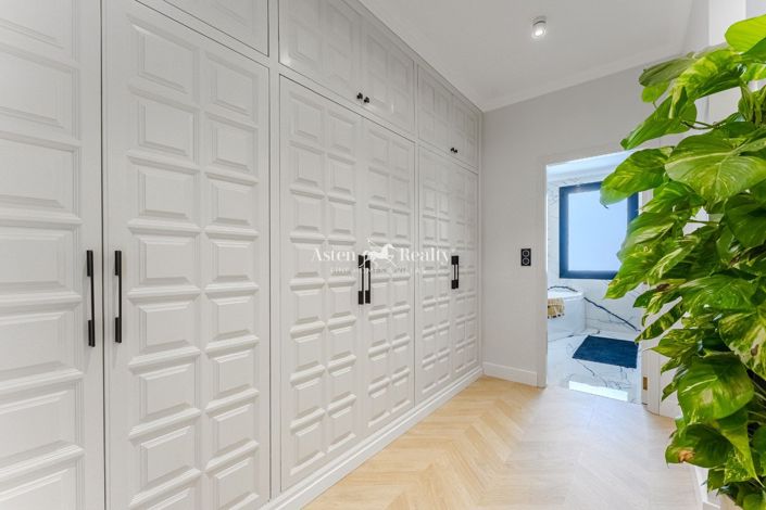 Image No.19-4 Bed Villa for sale