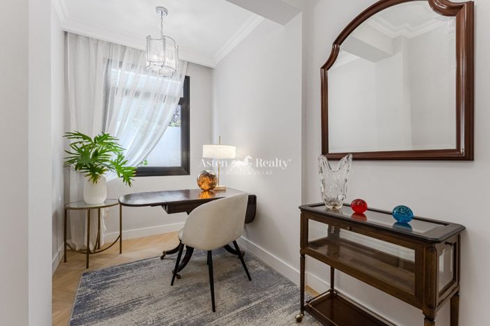 Image No.28-4 Bed Villa for sale