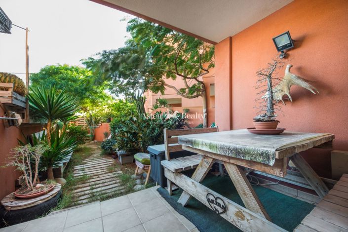 Image No.10-1 Bed Apartment for sale