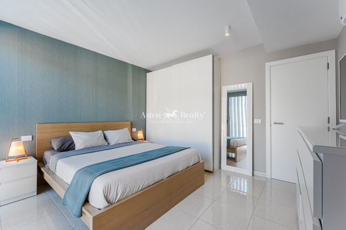 Image No.16-3 Bed House for sale