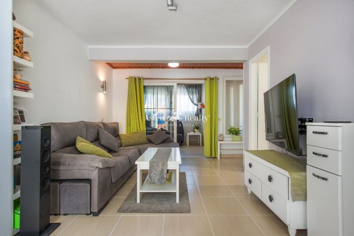 Image No.4-3 Bed House for sale
