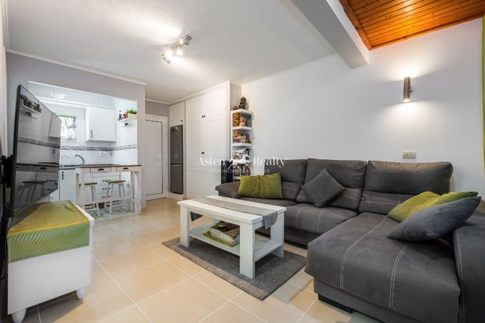 Image No.5-3 Bed House for sale