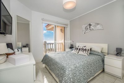 1 - San Miguel del Tajao, House