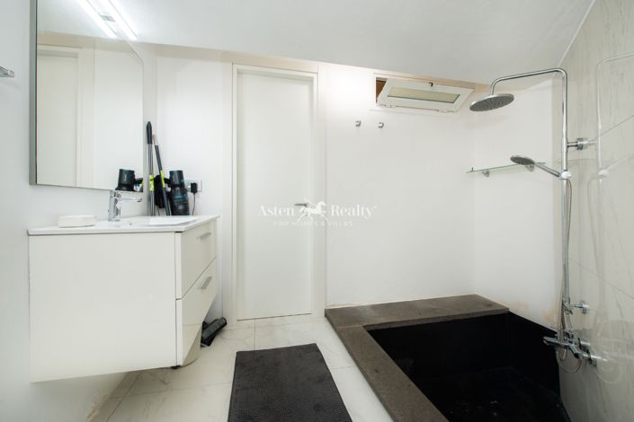 Image No.7-2 Bed House for sale