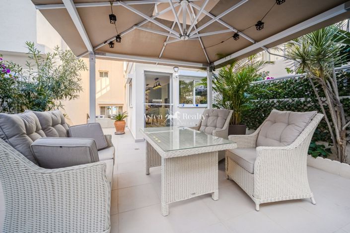 Image No.11-3 Bed House for sale