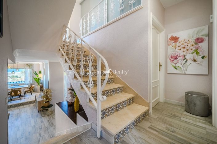 Image No.15-3 Bed House for sale