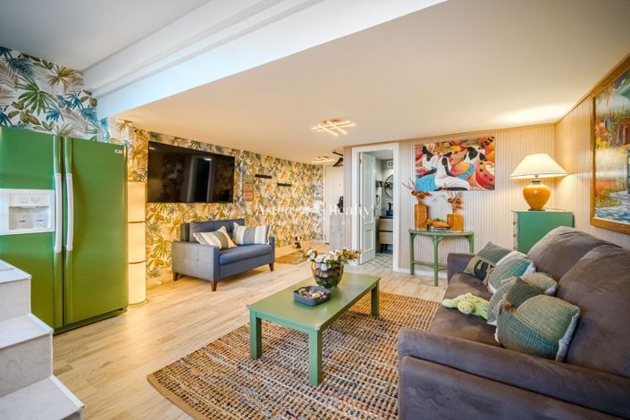 Image No.30-3 Bed House for sale