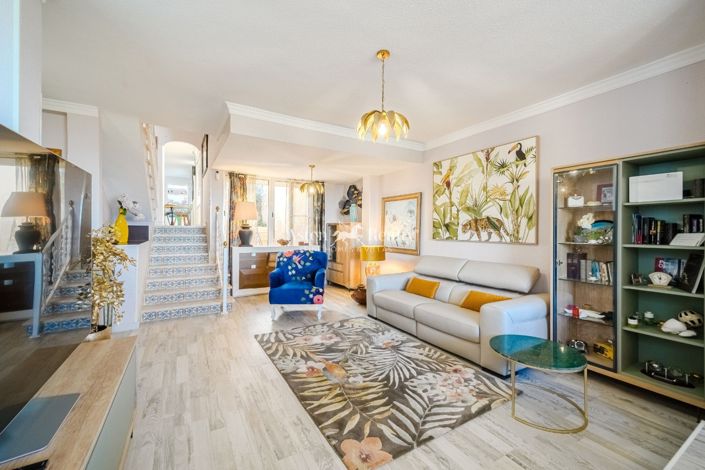 Image No.6-3 Bed House for sale