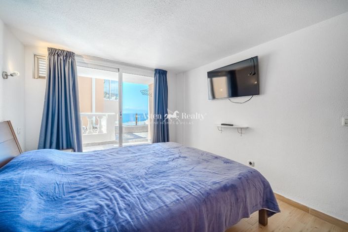 Image No.15-4 Bed House for sale