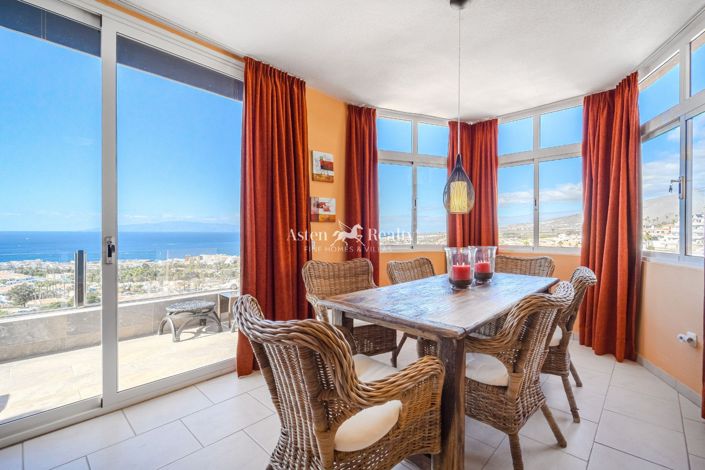 Image No.4-4 Bed House for sale